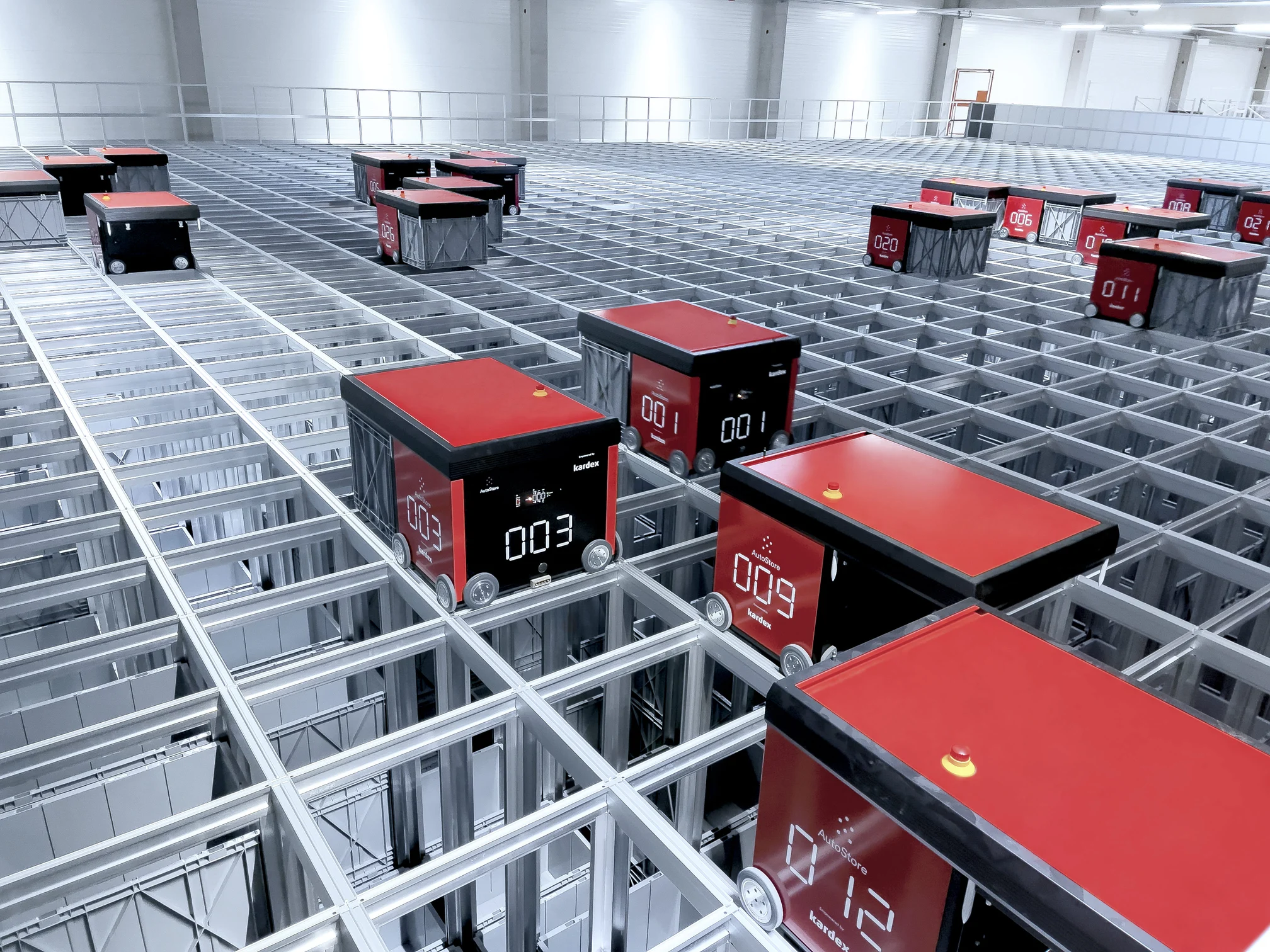 AutoStore 立體倉儲系統